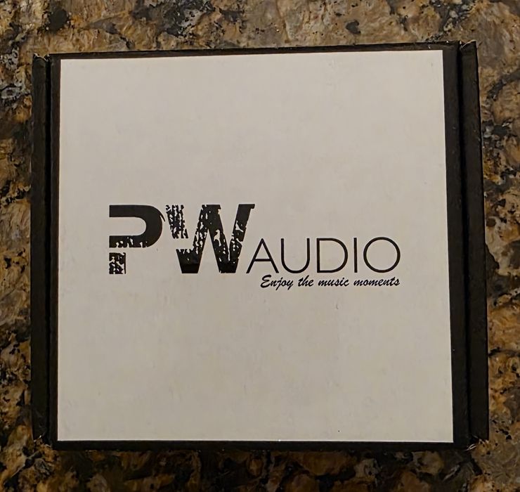 PWAudio No.10 8 (przewodowy) 2 Pin 3.5mm