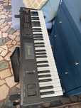 Korg X5D sintetizador / teclado