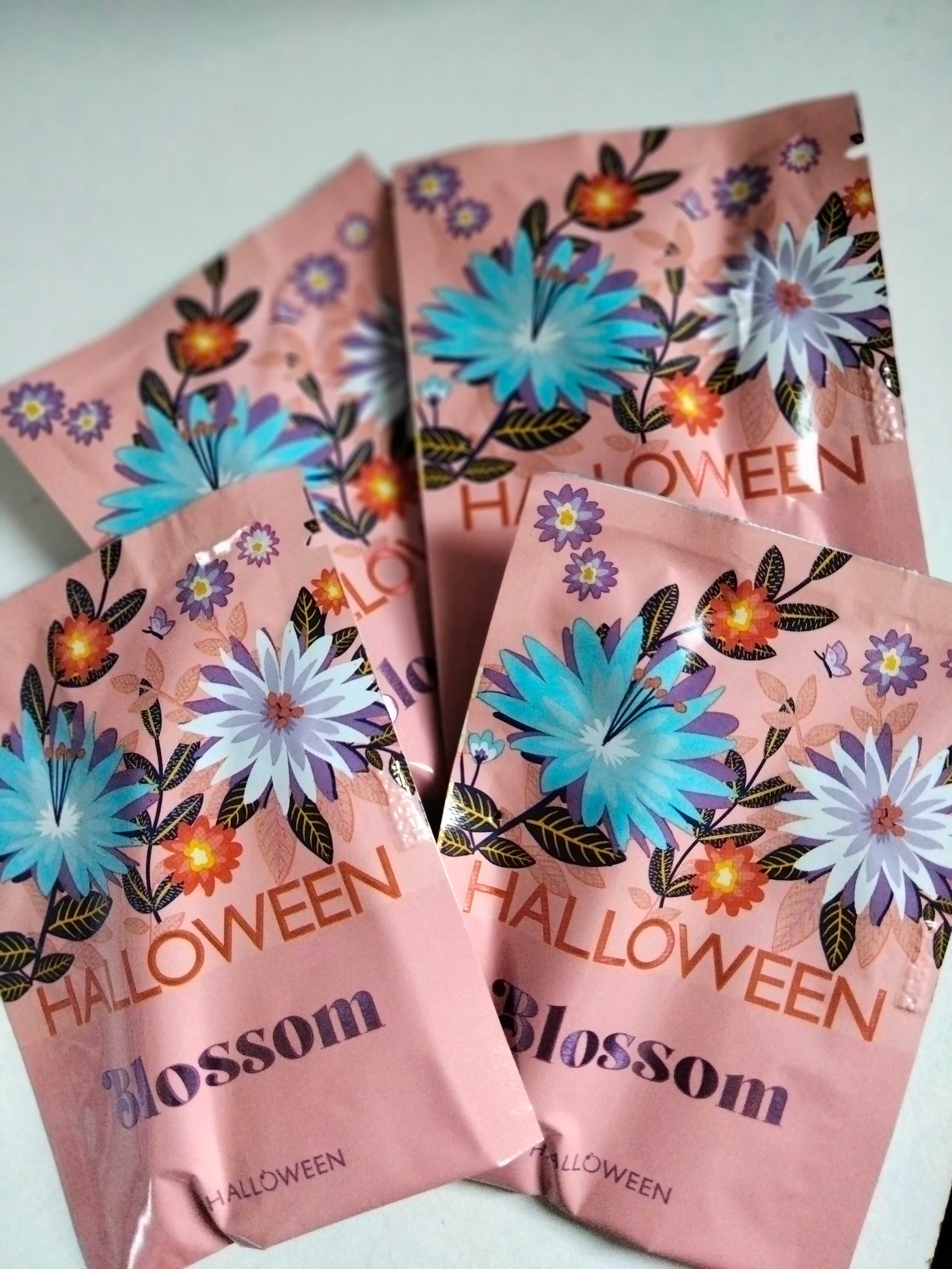 Halloween Blossom EDT _ Perfumy 1,5 ml _4 SZTUKI