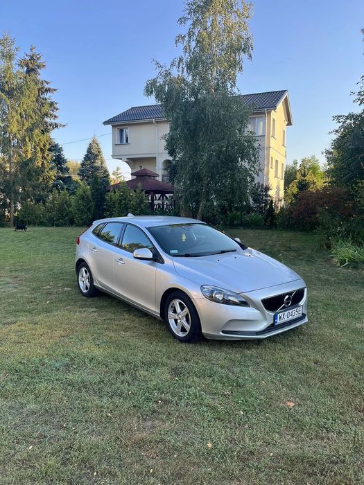 Volvo V40 #VolvoNaSprzedaż #DrugiWłaściciel #OponyZimaLato #