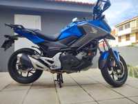 Honda 750X 2019, Azul com Kit de viagem