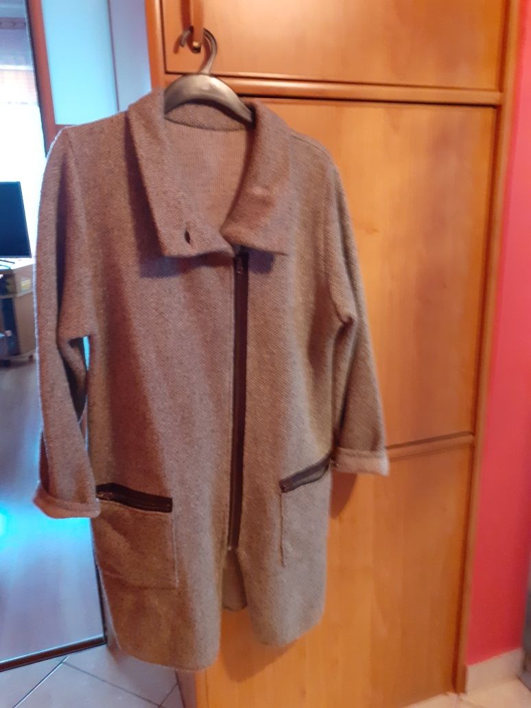 Blezer damski koloru szarego,