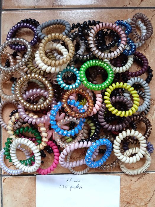 Зажими  и обручя  для волос лот резинки