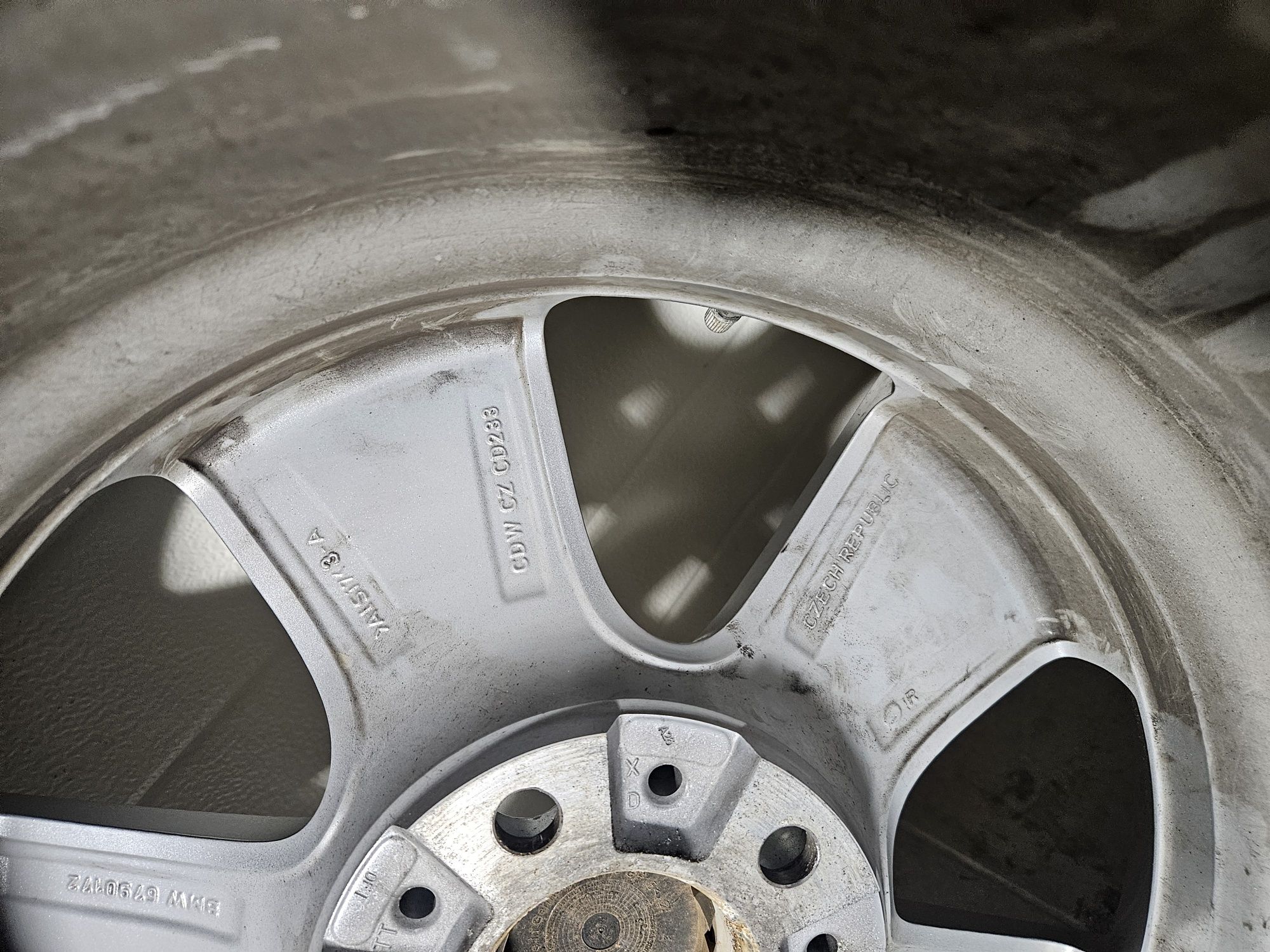 Kola zimowe Oryginalne BMW F10 F11 5x120 8J R17 Et 30