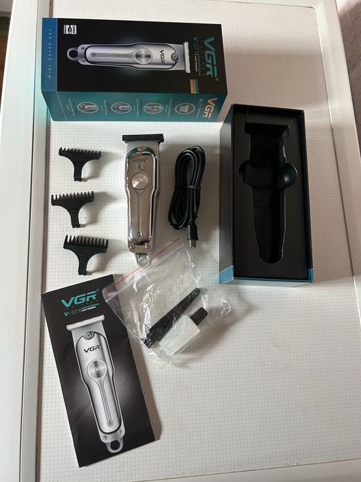 Продам машинку для стрижки волосся