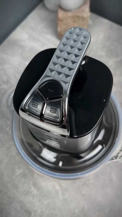 БЛЕНДЕР Комбайн кухонный измельчитель Молния 3л 2000Вт BITEK BT-7026