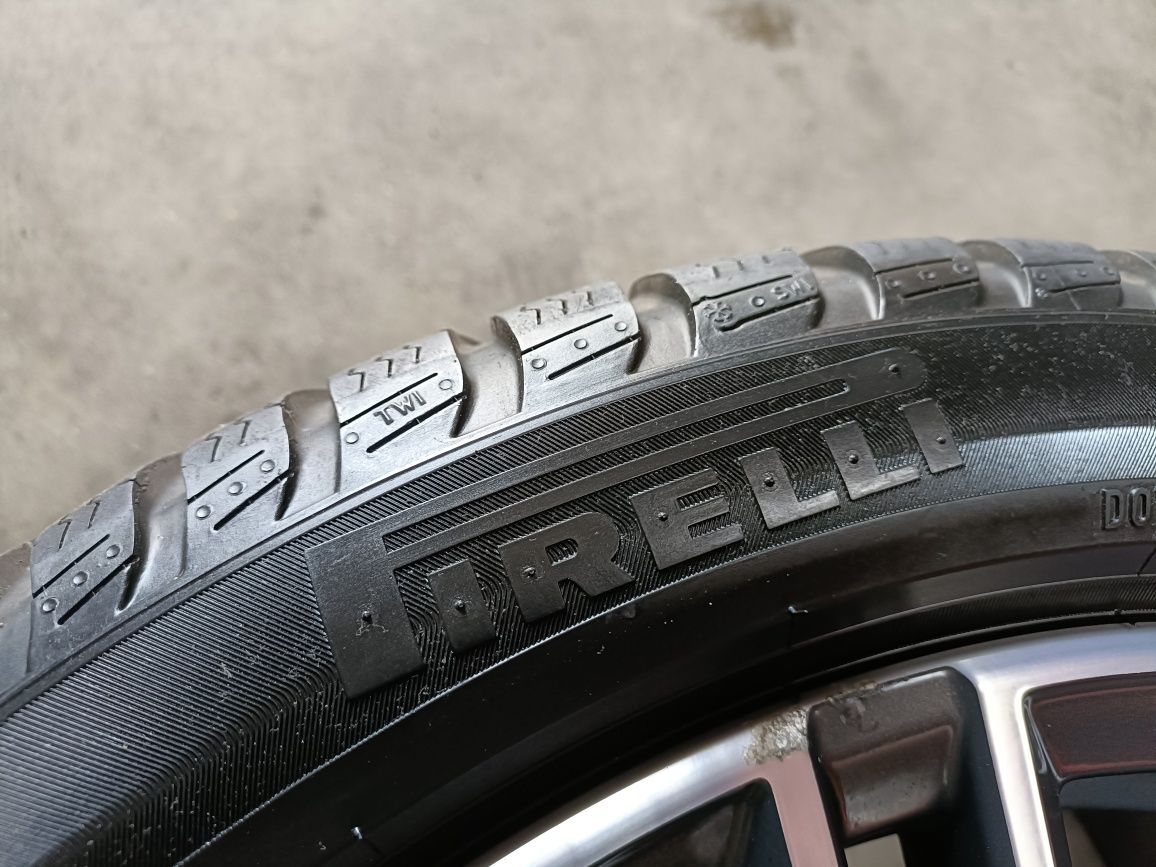 Opony zimowe Pirelli Sottozero 3 2x 225/45R18 2x 255/40R18, RSC *