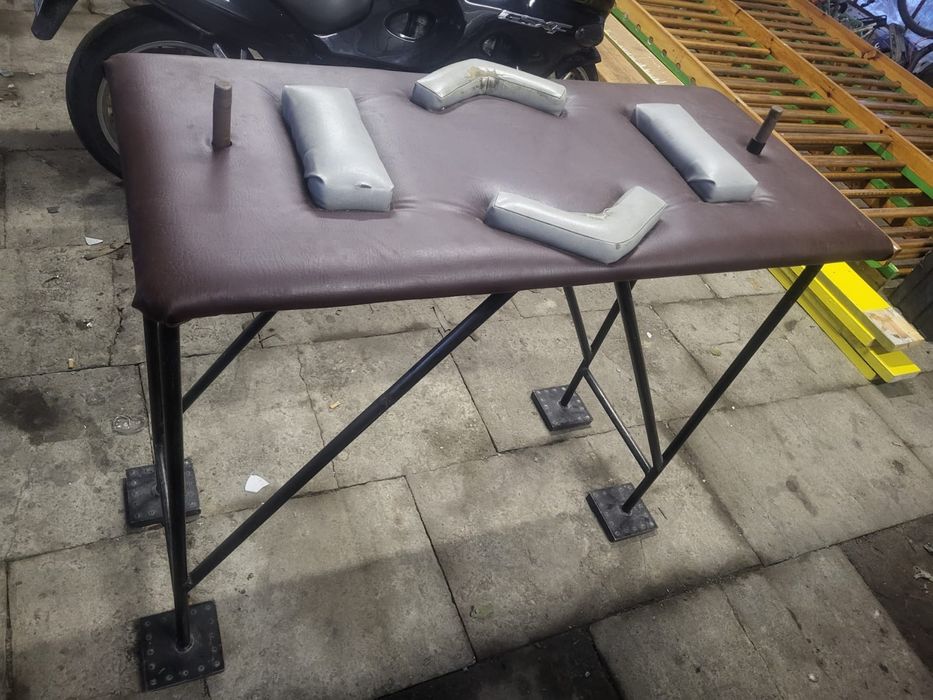 Stół do siłowania na rękę