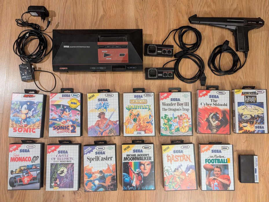 Sega Master System I + 13 Jogos Originais + Light Phaser