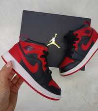 Buty Nike Air Jordan 1 Mid rozmiar 28 chłopięce, dla dziewczynki