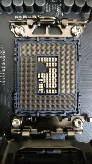 Материнська плата ASUS ROG Maximus Z790 Dark Hero/Гар 3 міс/SiliconFox
