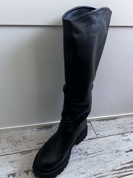 Сапоги чоботи труби високі шкіра 39 р