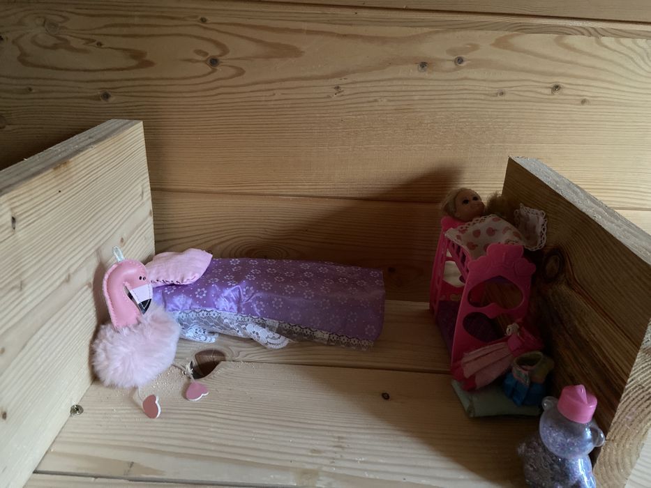 Duzy drewniany domek dla lalek barbie i malych
