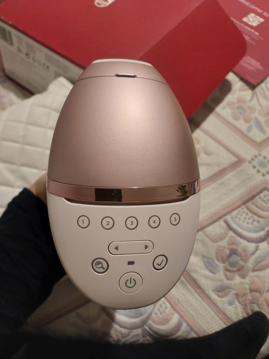 Фотоепілятор PHILIPS Lumea 9000