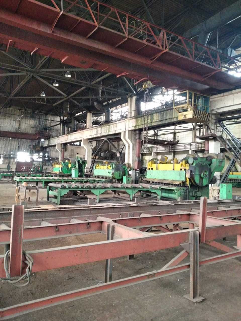 Завод від 30000 - 70000 м2 , мостові крани, підстанція 110/10кВ (10МВ)