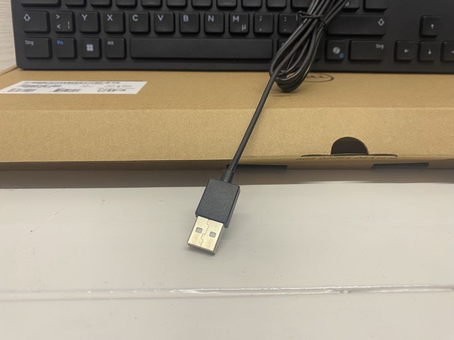 Клавіатура Dell KB216t1 — НОВА, оригінал, чорна (без кирилиці)