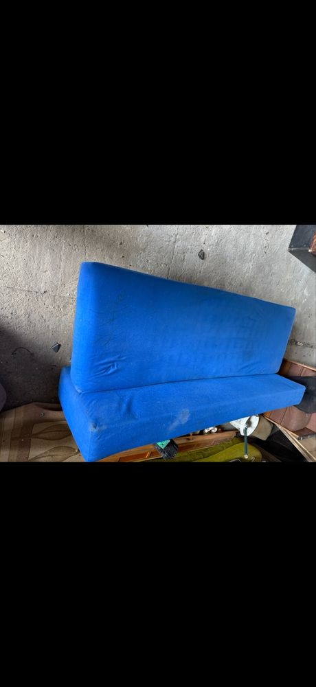 Oddam za darno wersalki widoczne na zdjeciach lozko kanapa sofa
