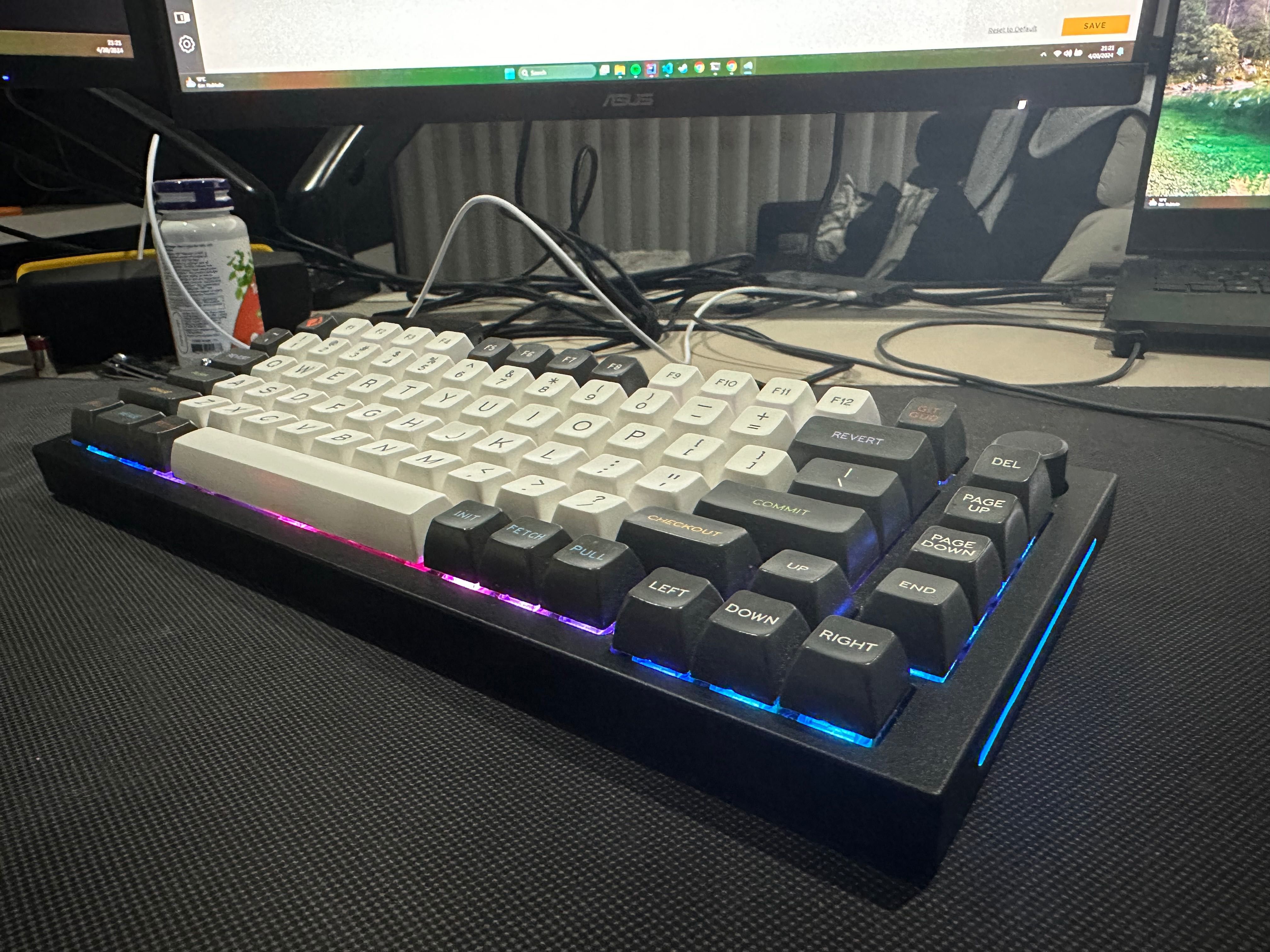 Glorious GMMK Pro