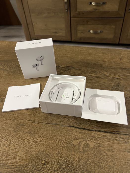 APPLE AirPods Pro II białe