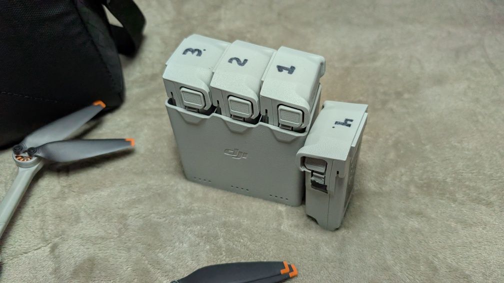DJI MINI 3 PRO - Fly more Combo