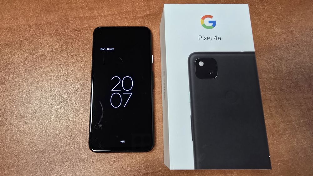 Google Pixel 4A 128GB/6GB RAM czarny, stan db