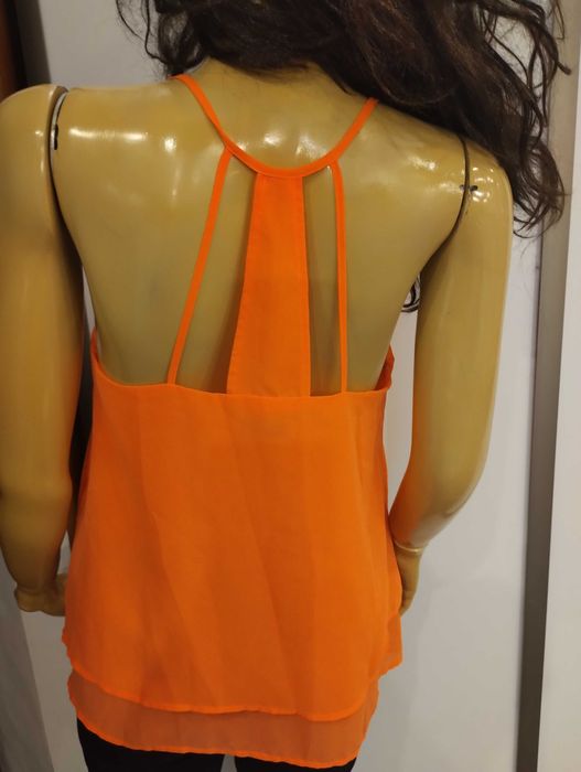 Bluzeczka mgiełka Bershka na ramiączkach S/M