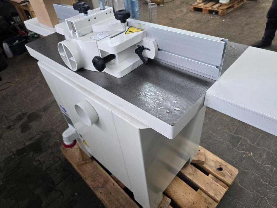 Frezarka dolnowrzecionowa scm minimax t45c