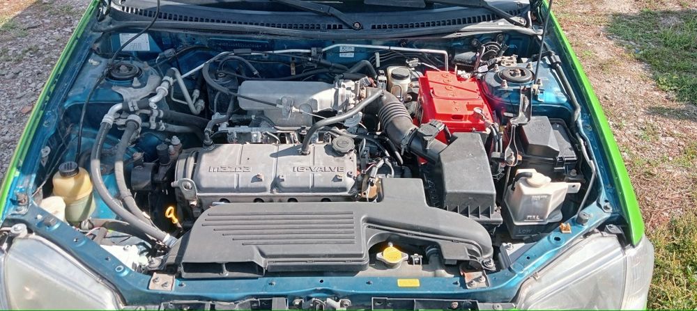 Продам Mazda 323f
