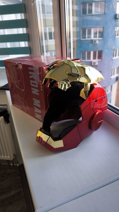 Продам шлем IRON MAN