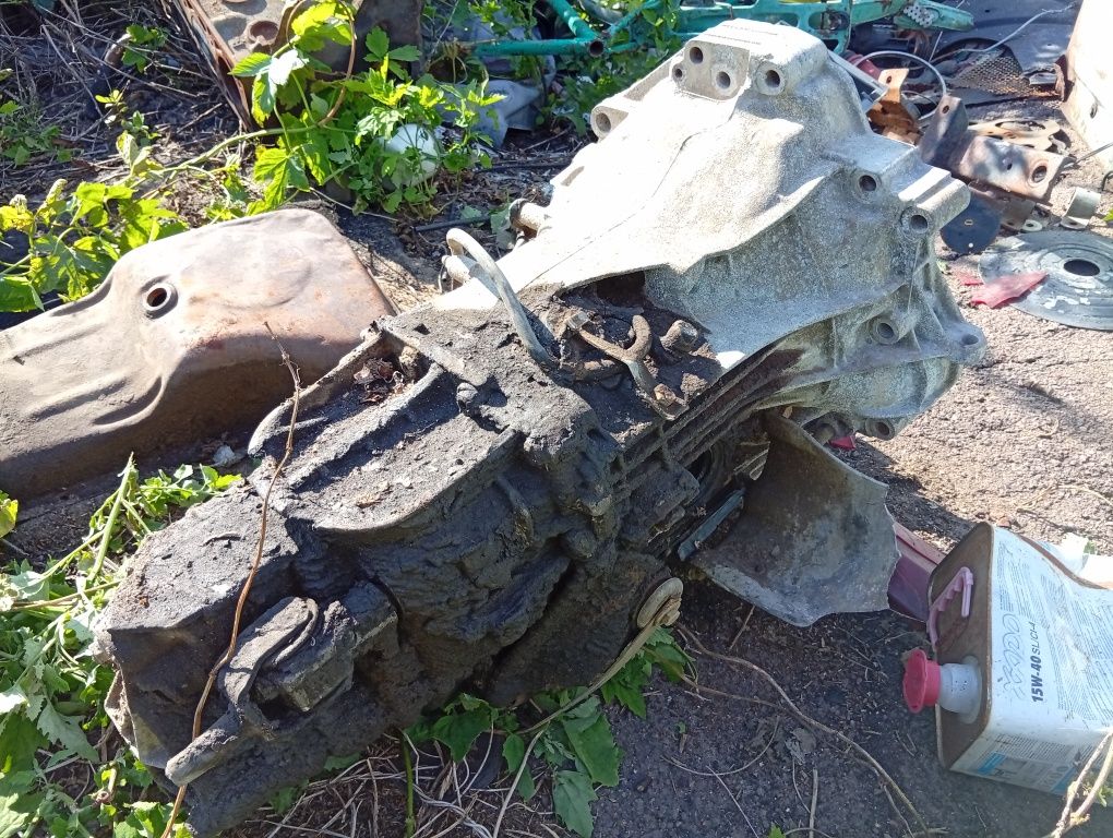 Коробка передач AUDI 80 Б/У