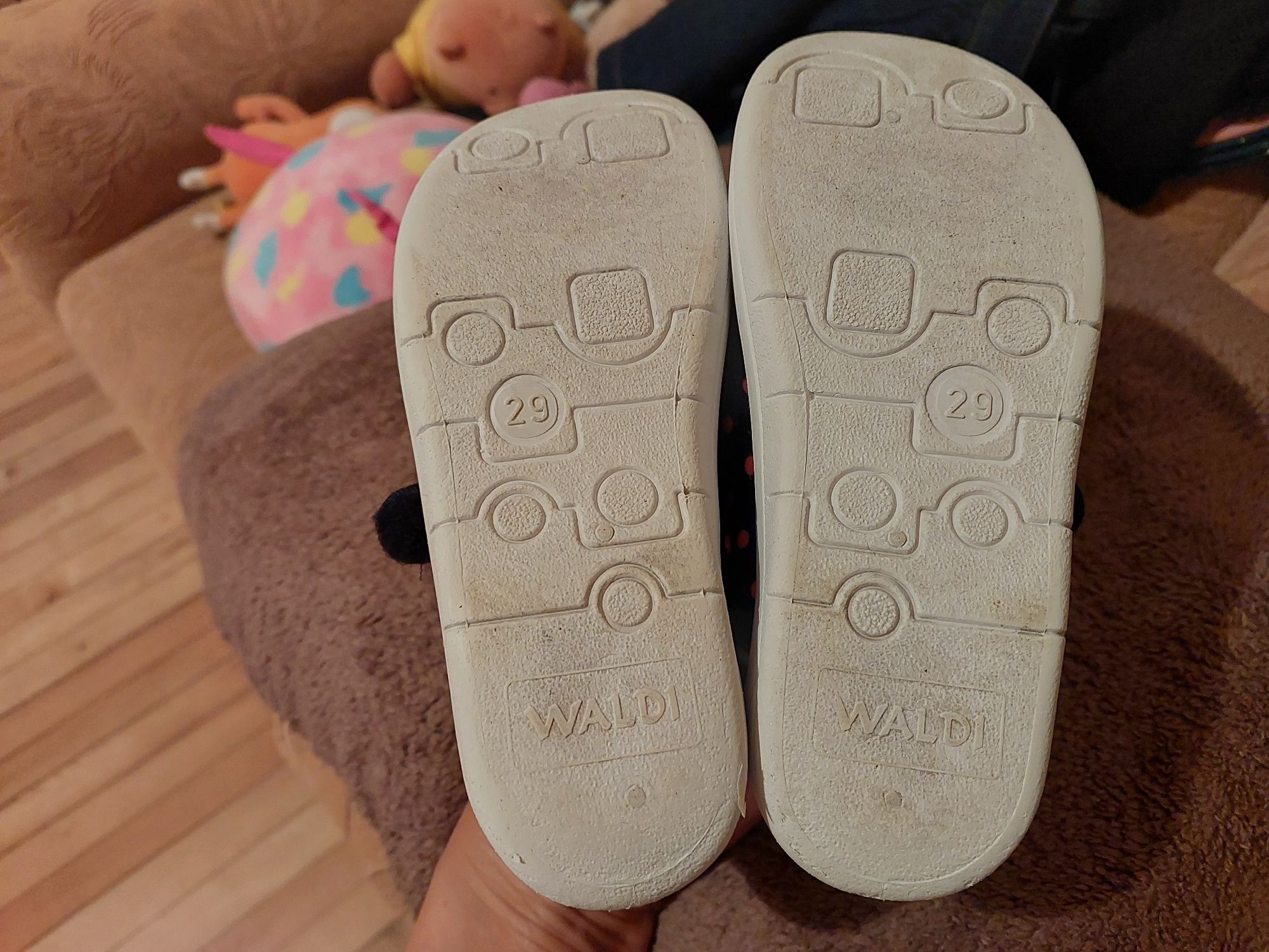 Тапочки для дівчинки валді waldi туфлі 29 18 см