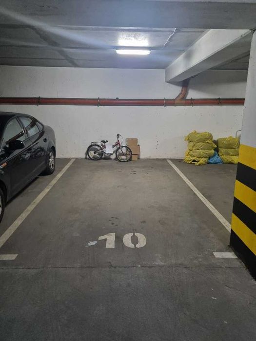 Duże miejsce postojowe 15.75m2 w garażu podziemnym - Chełmońskiego 102