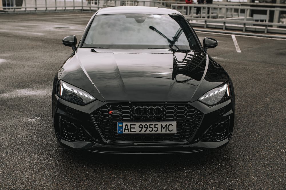 Продам Audi rs 5 2022