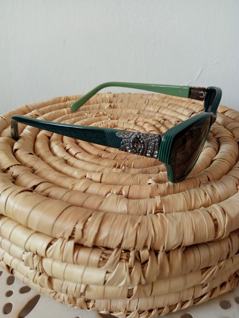 Okulary przeciwsłoneczne Vera Wang