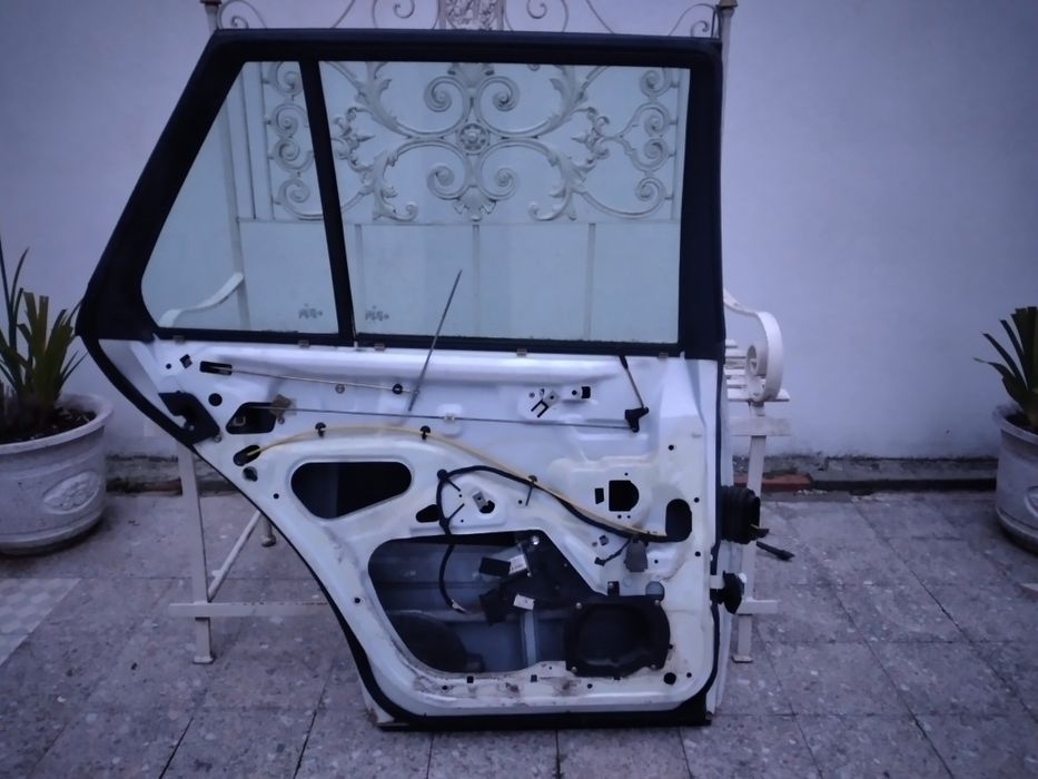 Porta traseira Mercedes w202 Carrinha