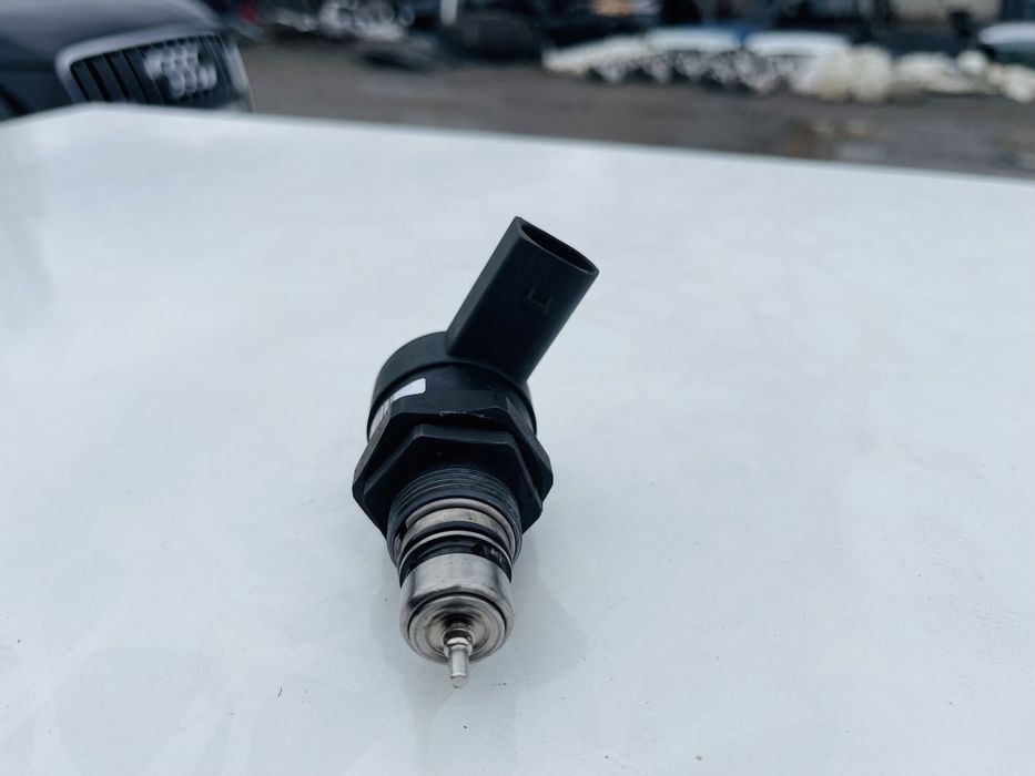 Регулятор давления топлива BMW 3 E46 0281002481 М47н 2.0 дизель Рест