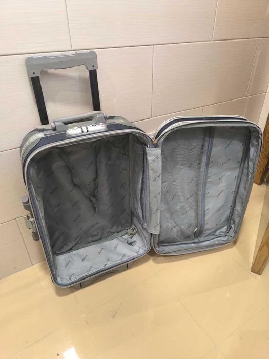 Mala de Viagem de 10kgs Bom estado