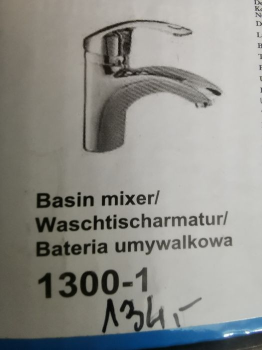 Bateria umywalkowa stojąca
