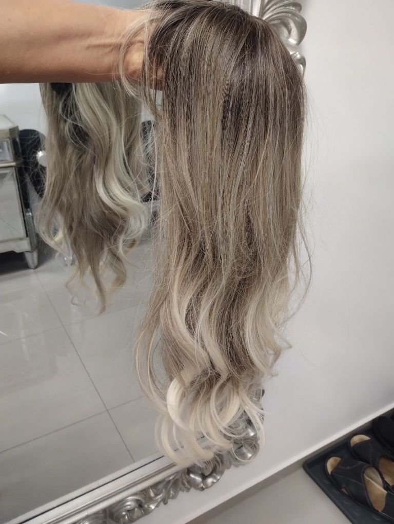 Peruka blond ombre z platyna