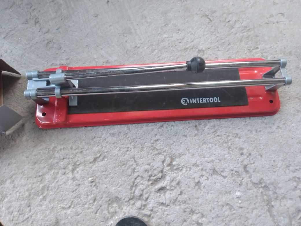 Плиткоріз Intertool