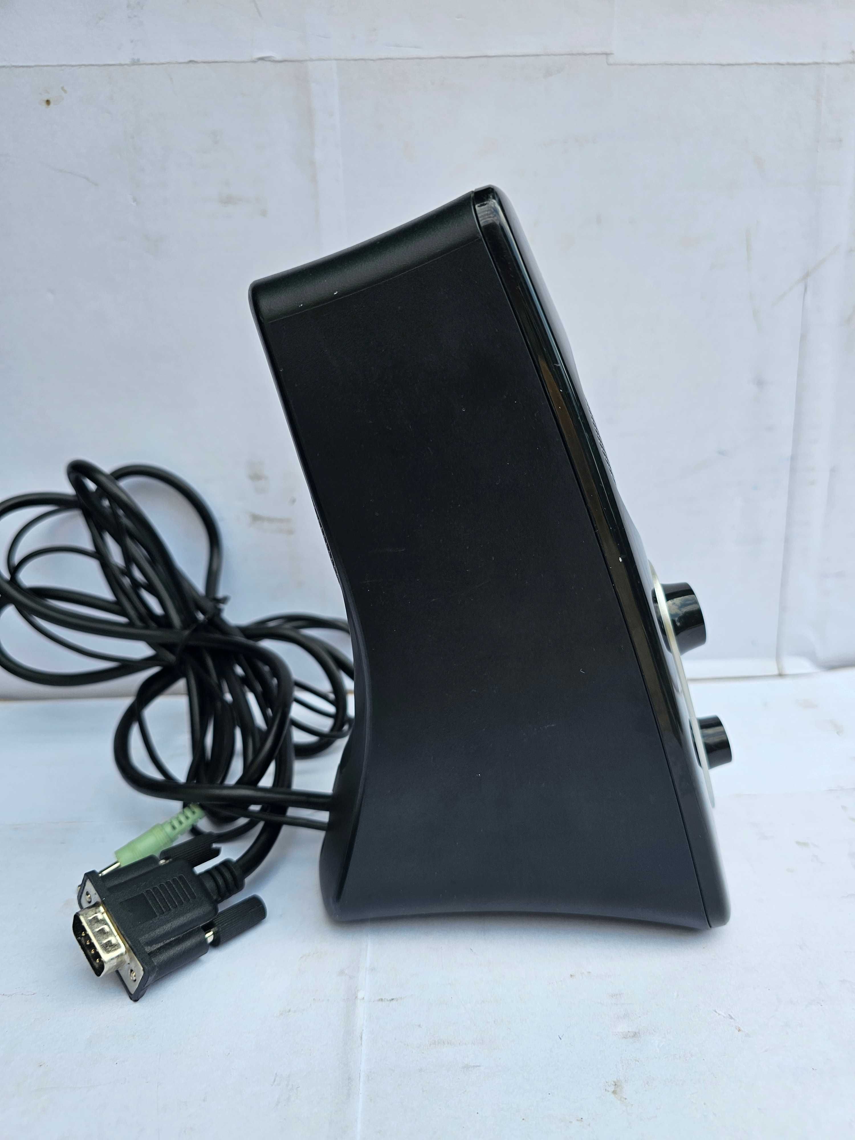 Głośniki LOGITECH Z-523 - z jednym głośnikiem sterującym 40W-aktualne
