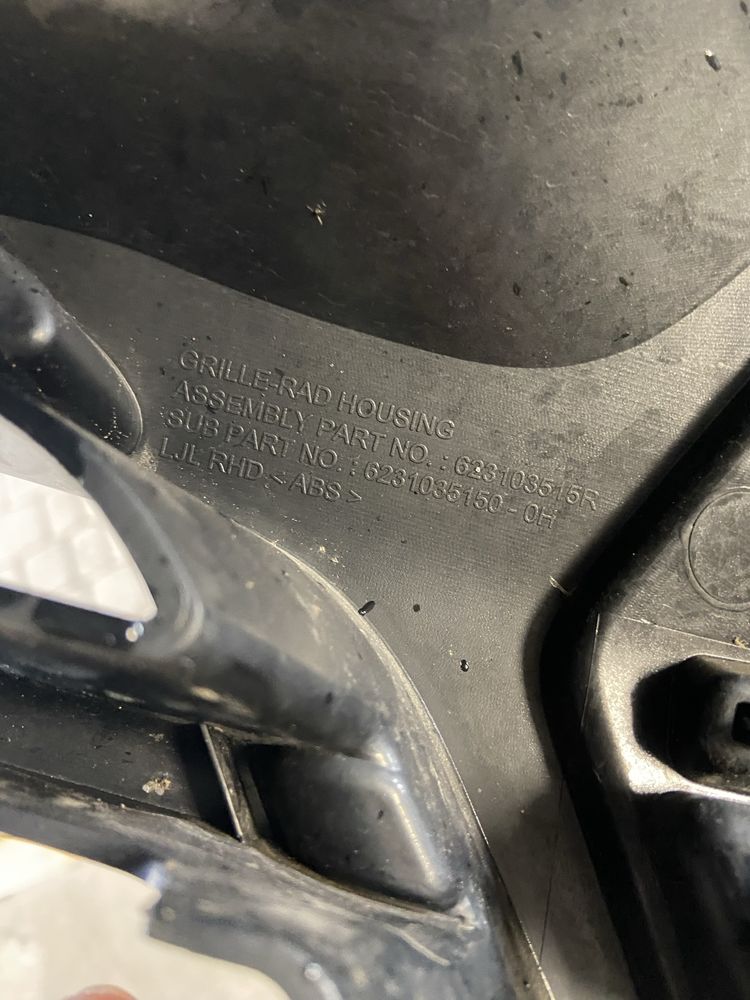 Renault arkana grill atrapa  ZDERZAKA PRZÓD  ORYGINAŁ