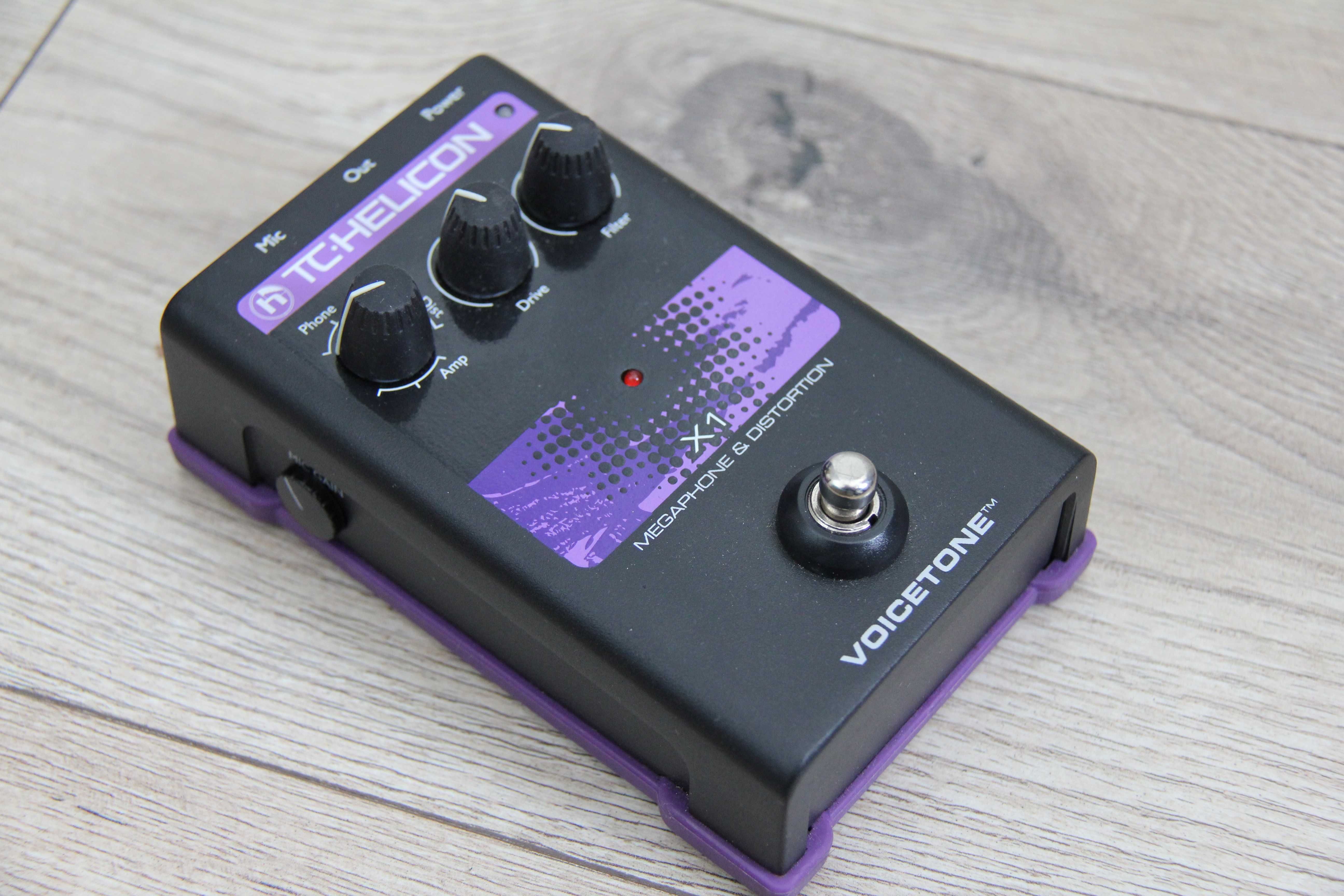 TC Helicon VoiceTone X1 Megaphone & Distortion