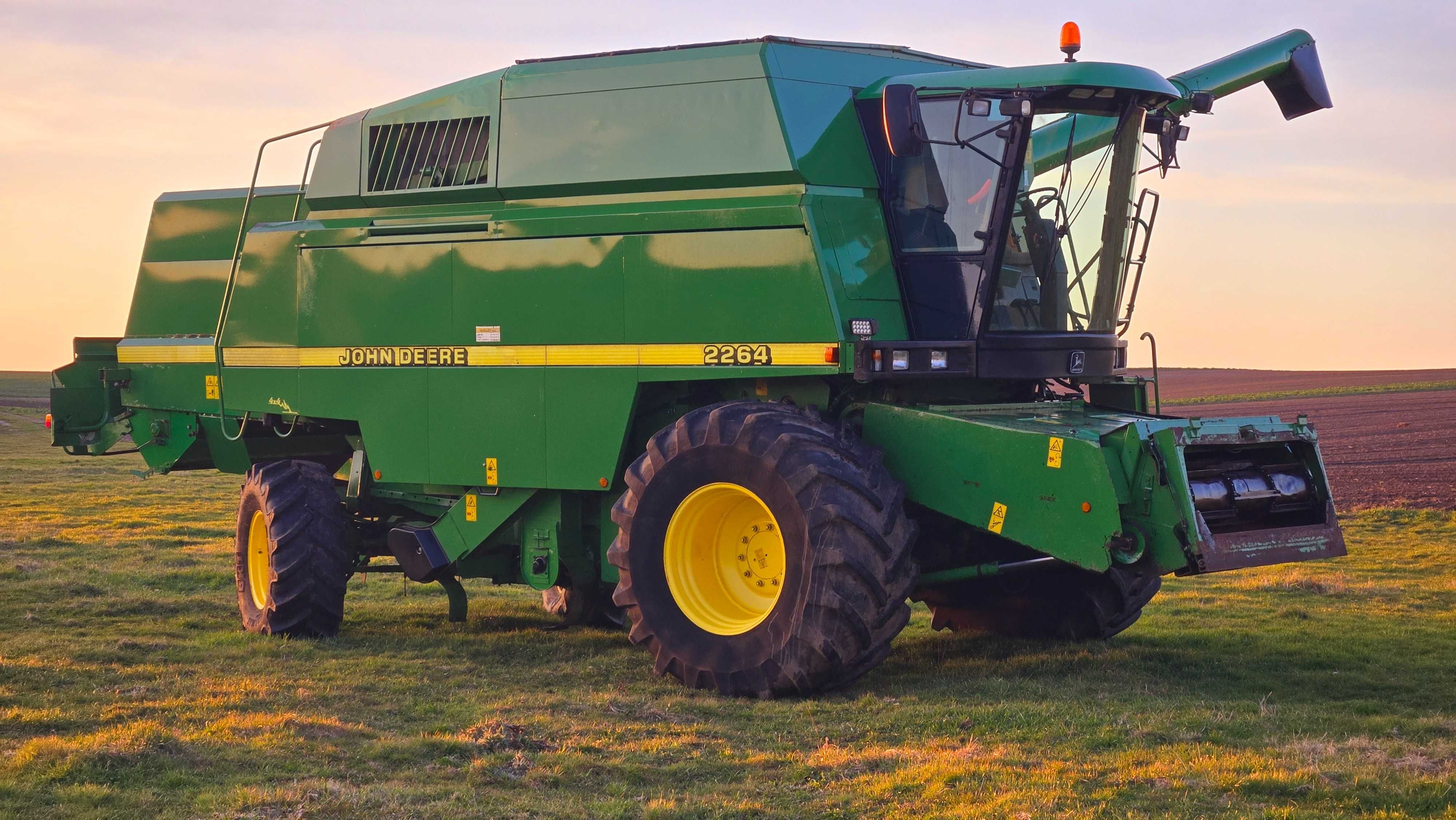 Свіжопривезений john deere 2264 200рік Без жатки $