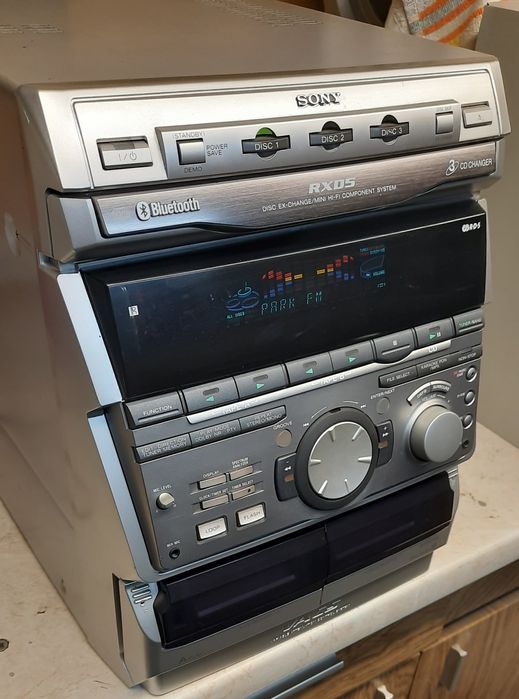 Supermocna wieża Sony HCD-RXD5