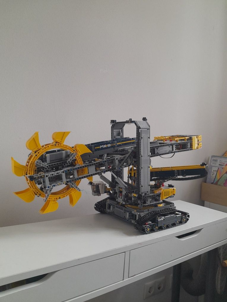 Koparka lego technik 42055