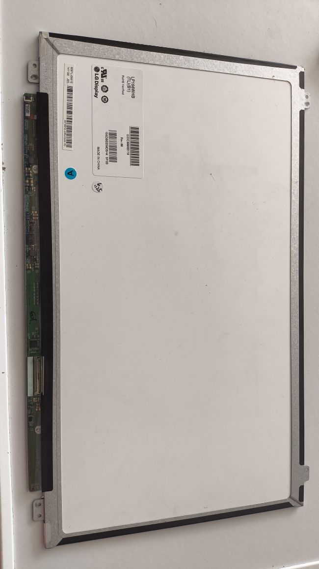 Ecrã de portatil de 15.6"