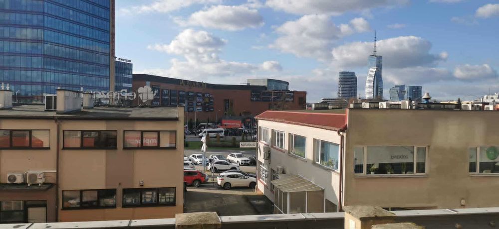 Wynajmę 3-pokojowe mieszkanie/pokoje   w Rzeszowie obok Millenium Hall