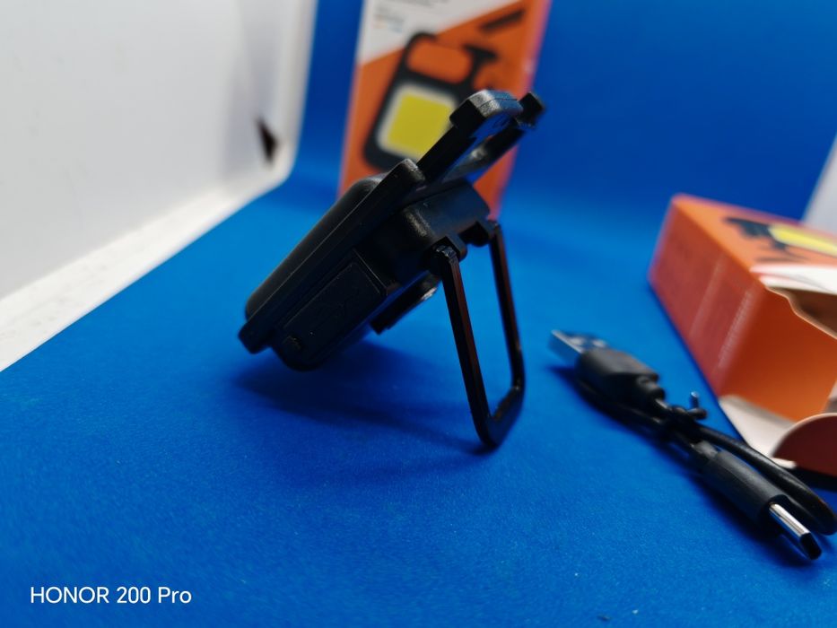 Latarka LED COB kieszonkowa. 6500k. 5w1