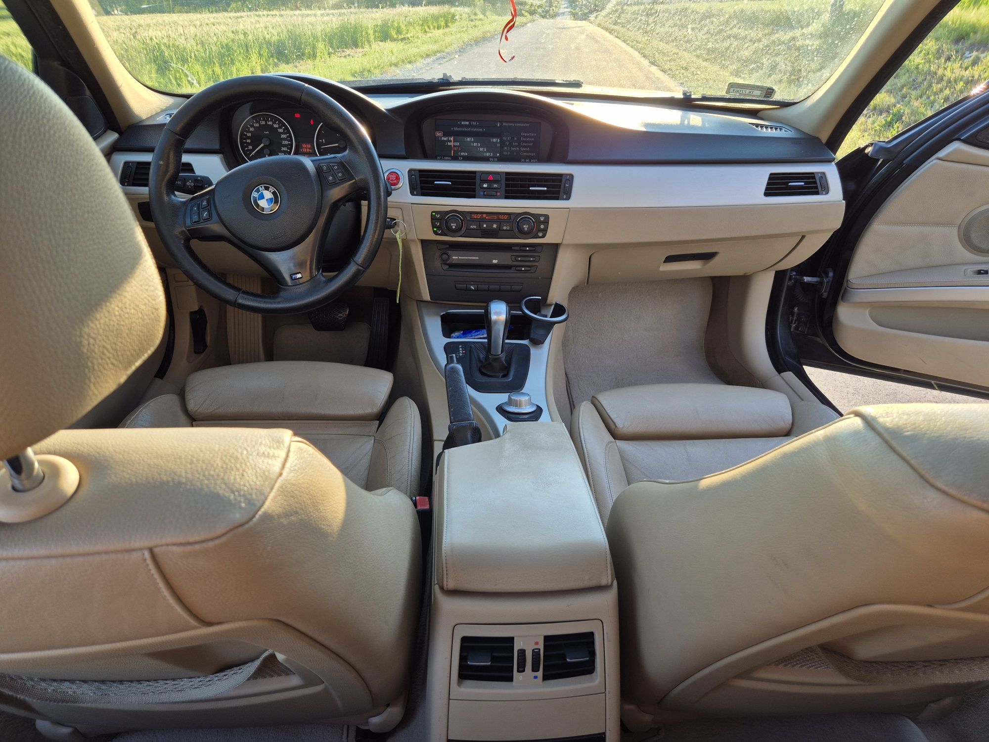 BMW e91 330d m57